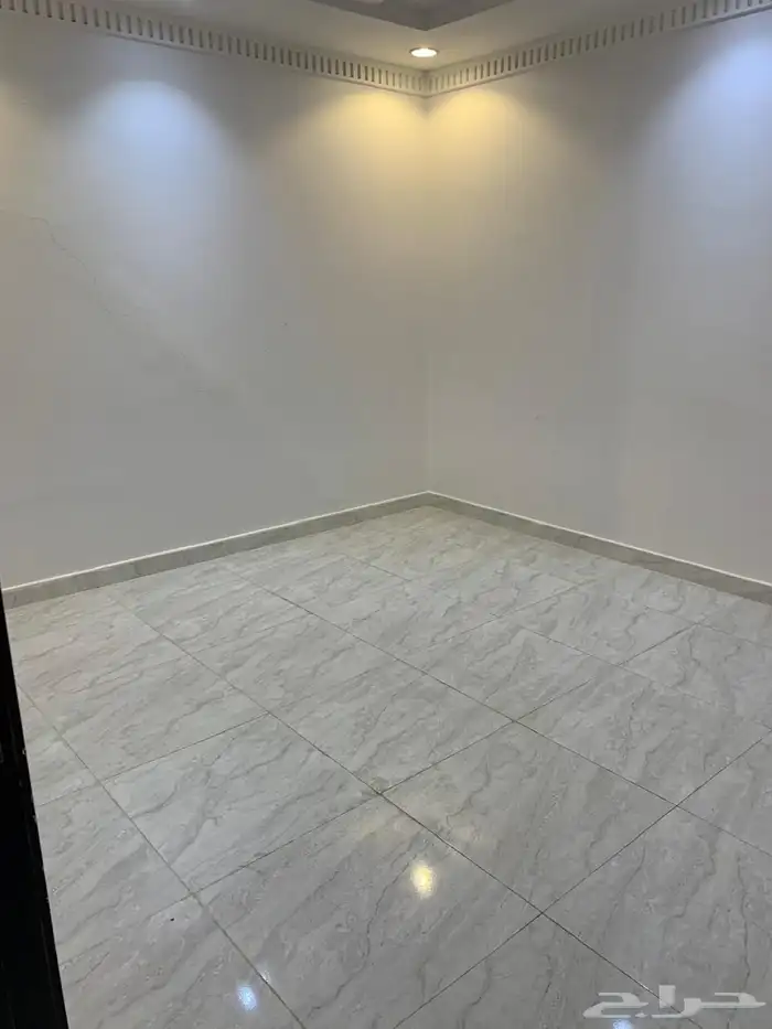 دور ارضي للإيجار في الدار البيضاء 7