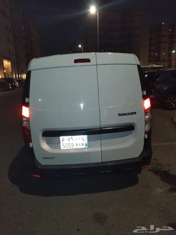 للبيع رينو 6