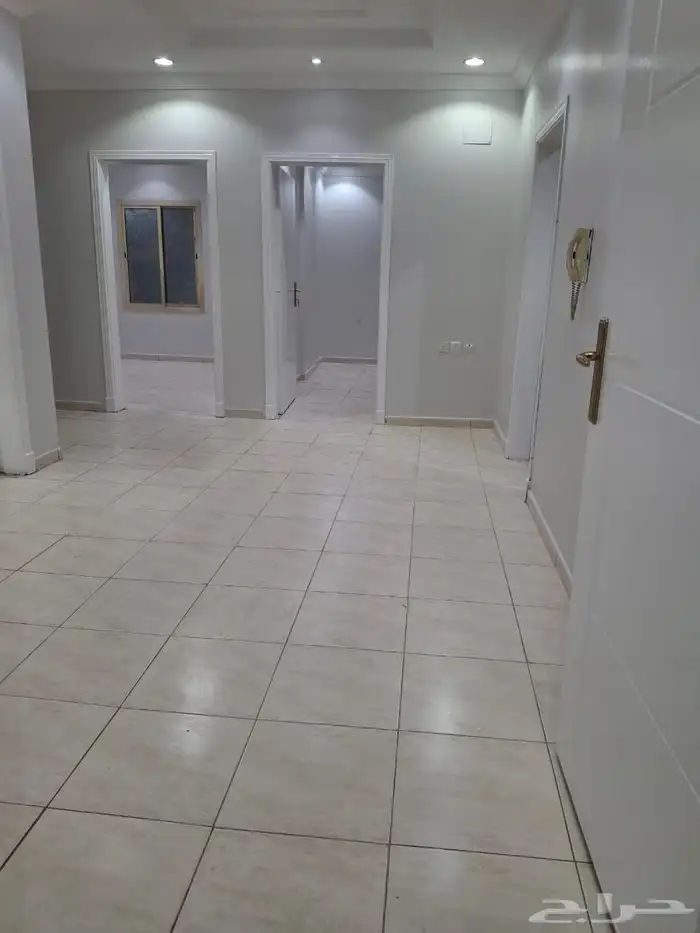 شقة للبيع في الكعكية موقع مميز 2