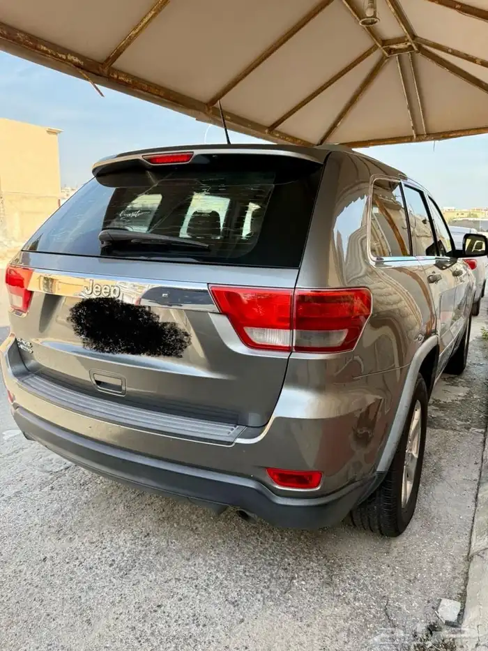 جيب جراند شوروكي 2012 للبيع 5