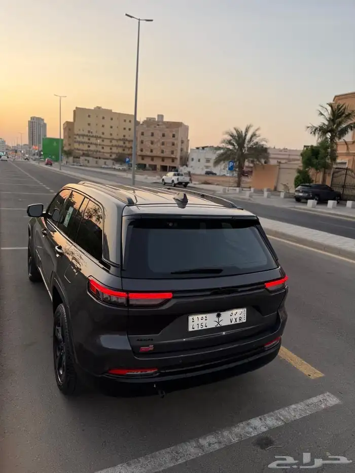 جيب جراند شروكي 2023 9