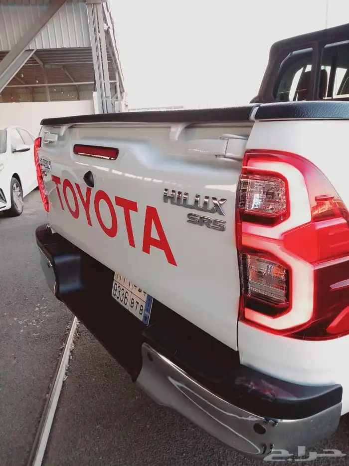 تويوتا هايلوكس دبل 2023 ديزل 15