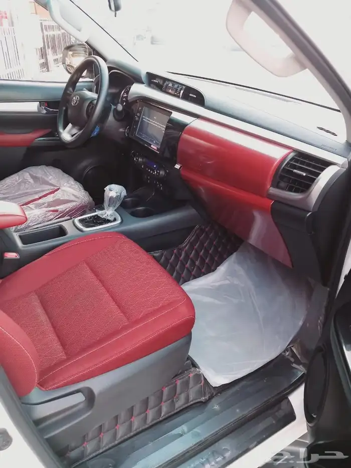 تويوتا هايلوكس دبل 2023 ديزل 22