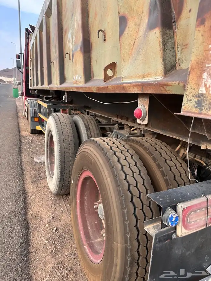 صندوق قلاب للإيجار 1