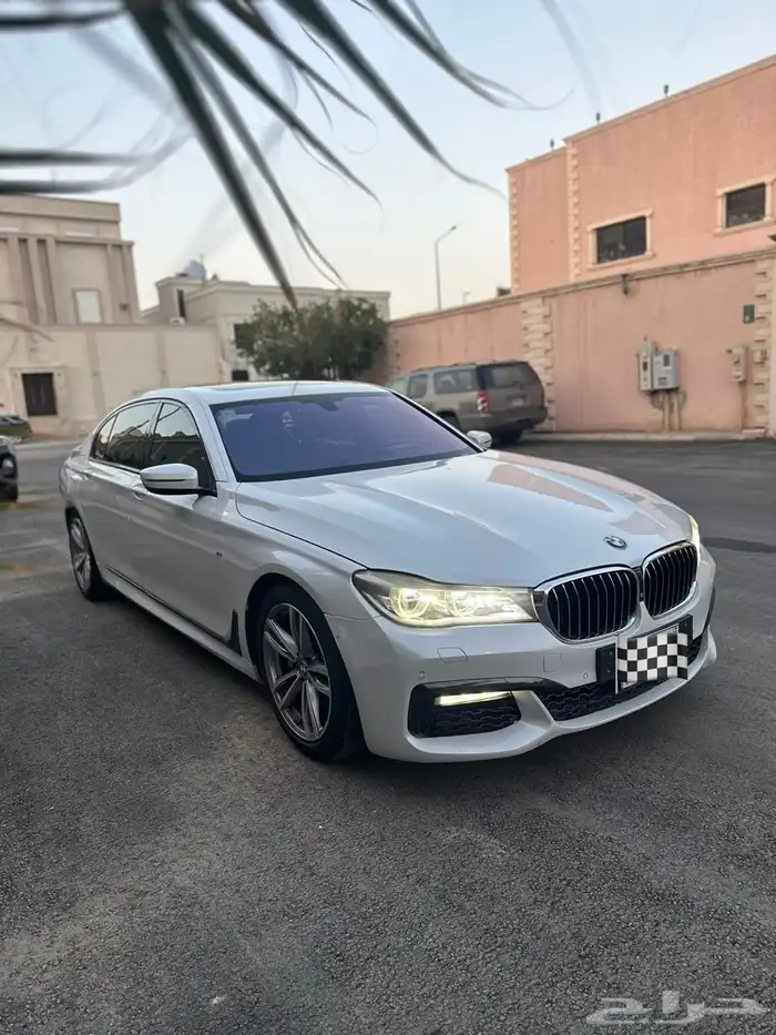bmw 740 2016 10