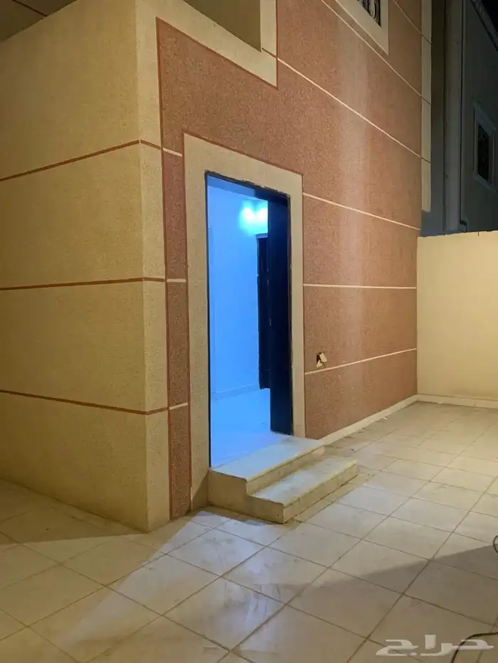 دور ارضي للإيجار في الدار البيضاء 1