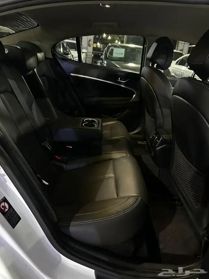 هيونداي جنيسيس ابيض 2020 بنزين بطاقة جمركية وارد كوريا 9