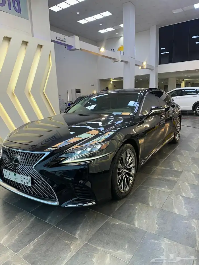 لكزس LS500 2018 6