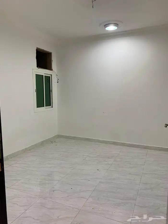 دور ارضي للإيجار في الدار البيضاء 8
