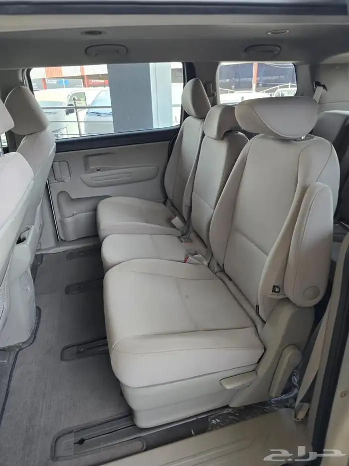 للبيع كيا كرنفال 4