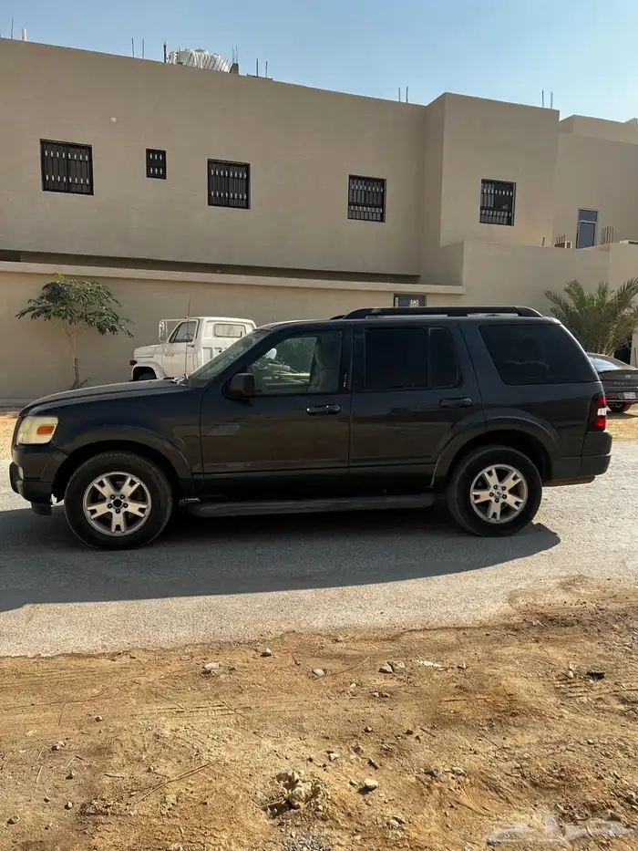 اكسبلور2010 1