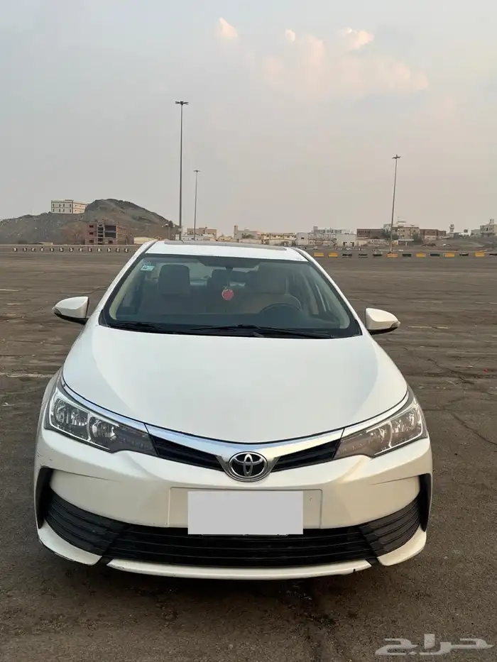 كورلا 2019 فتحه في السقف 1