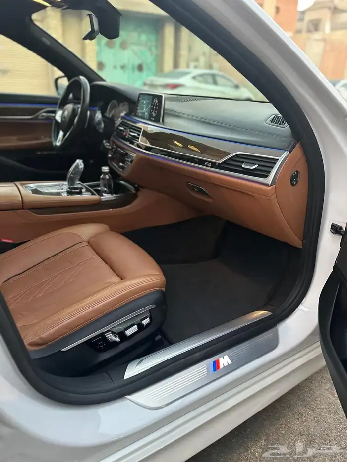 bmw 740 2016 35