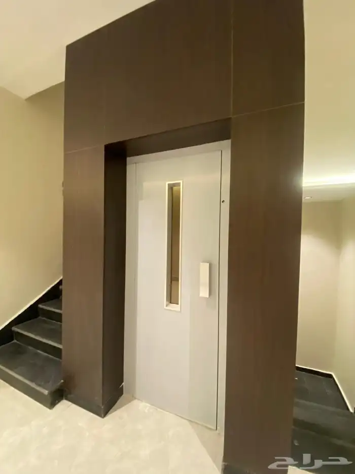 فيلا جديدة للإيجار مخطط ولي العهد 8 21