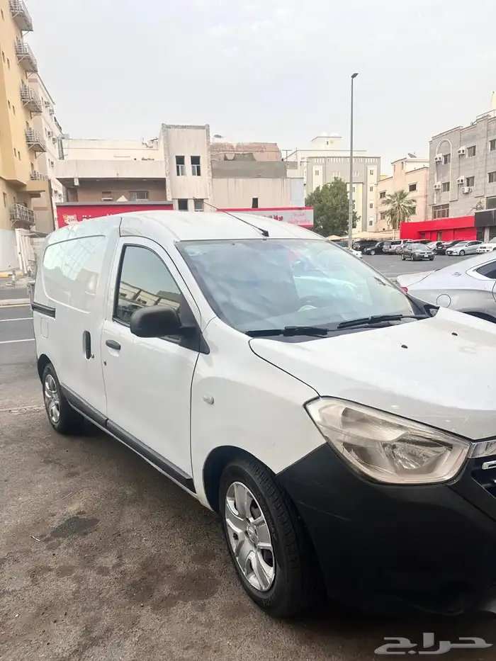 رينو دوكر فان للايجار 0