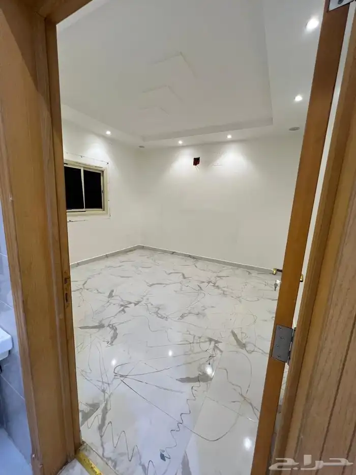 شقه بحي القادسيه 6