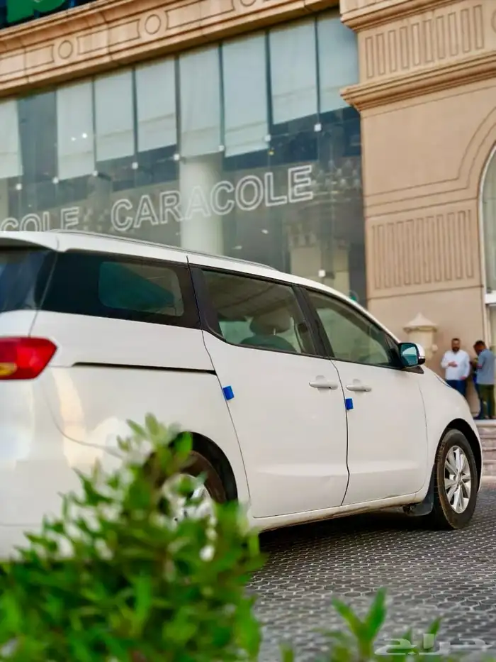 كيا كارنفال 2016 نص فل الجبر كاش او اقساط 13