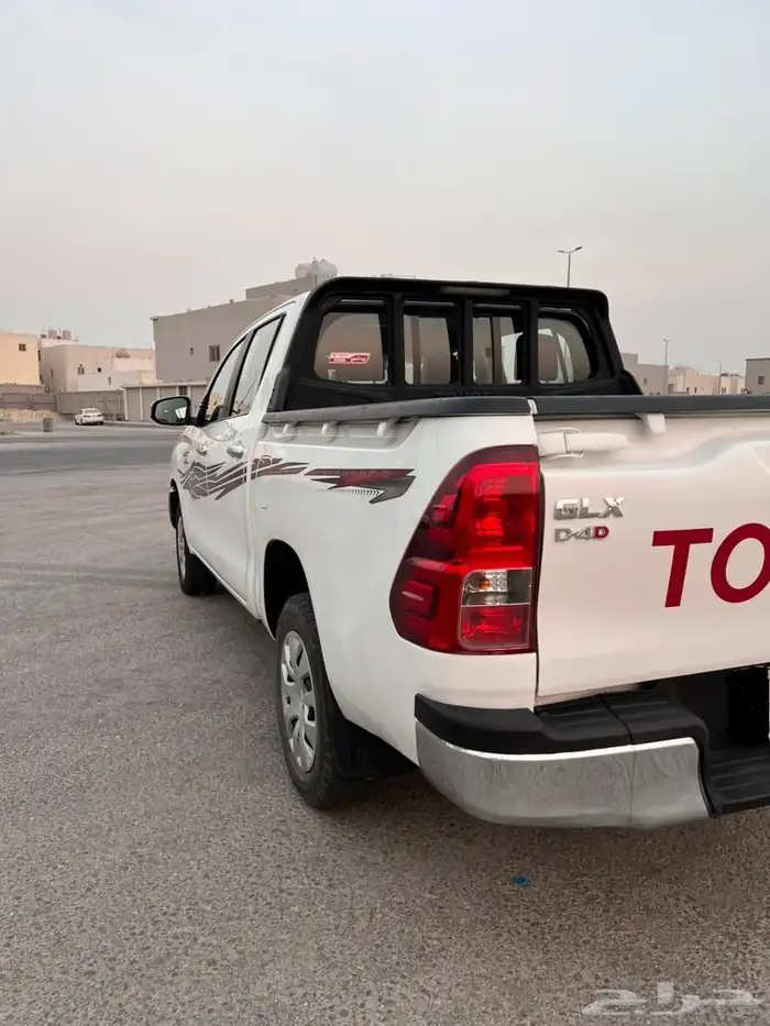 للبيع هايلكس مديل 2024 ديزل 5