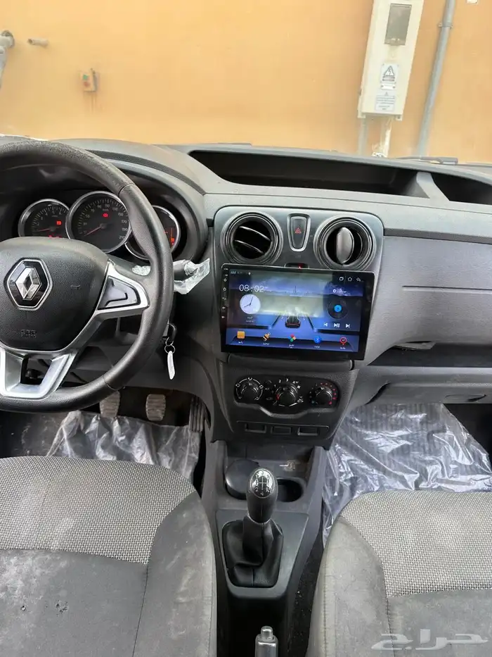 رينو دوكر فان للايجار 1