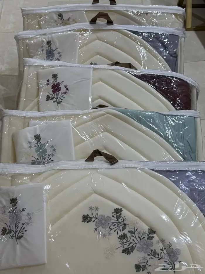 سجادة صلاة فاخرة 0