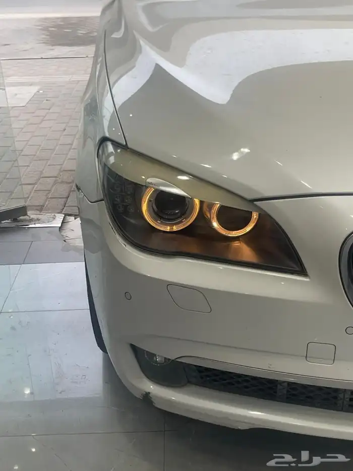 بي ام دبليو 2010 مخبطة حجم 740 2