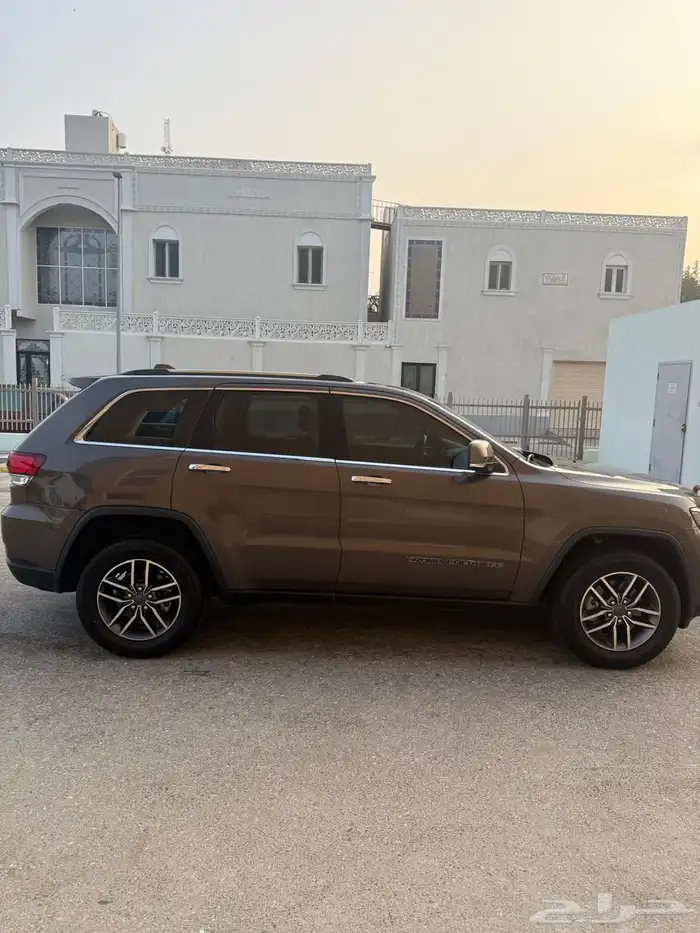 جيب جراند شروكي فل لمتيد 2021 5