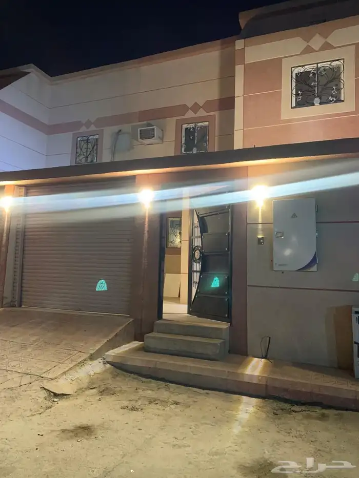 دور ارضي للإيجار في الدار البيضاء 0