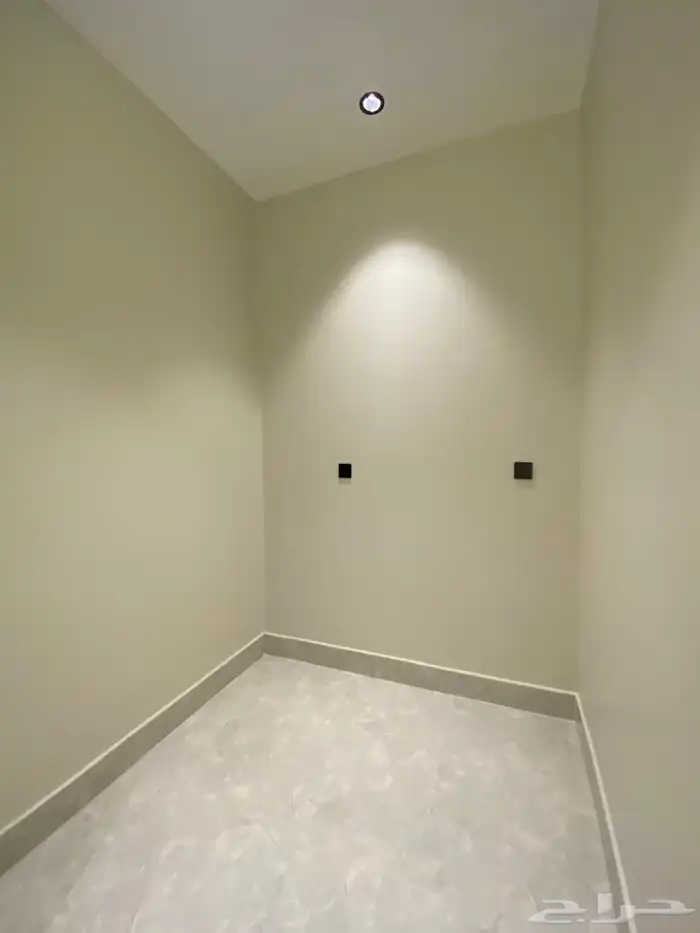 فيلا جديدة للإيجار مخطط ولي العهد 8 27