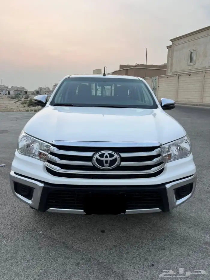 للبيع هايلكس مديل 2024 ديزل 1