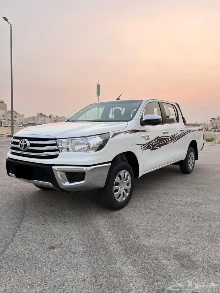 للبيع هايلكس مديل 2024 ديزل 7