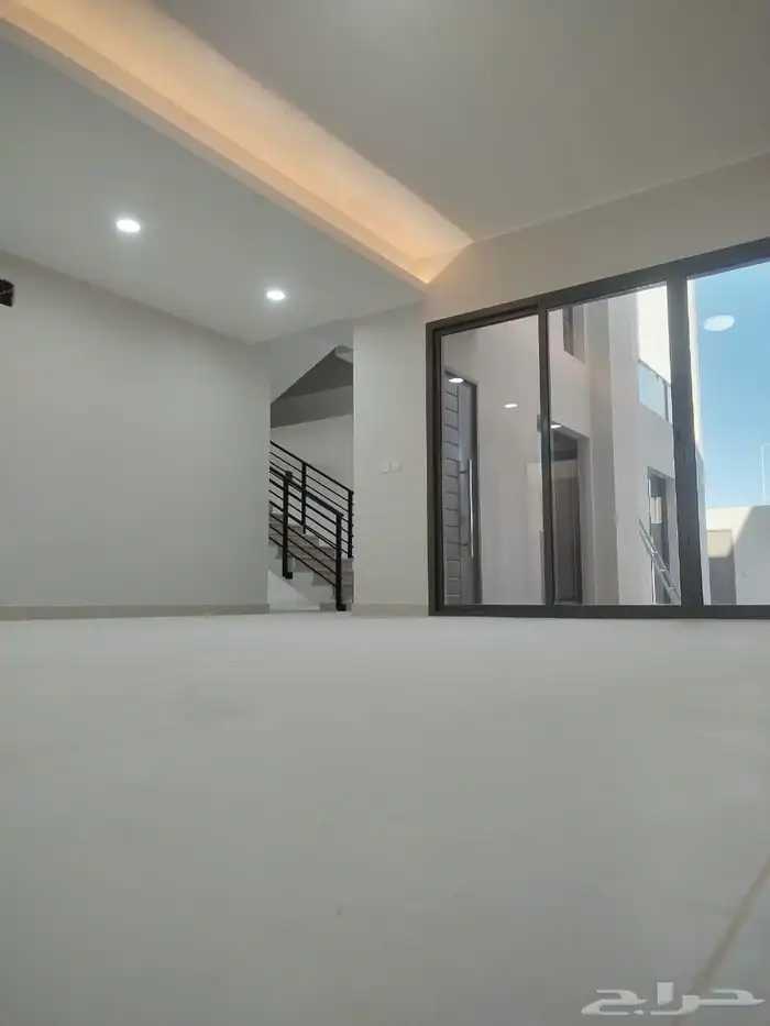 للبيع فيلا دبلوكس 250م ضاحية خزام 8