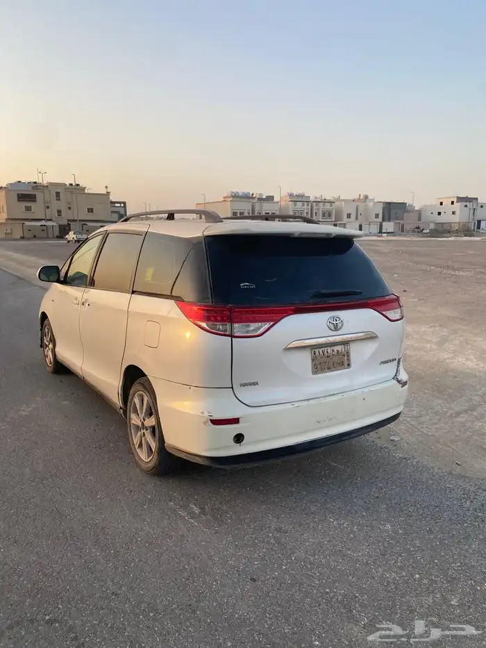 تويوتا بريفيا 2010 8