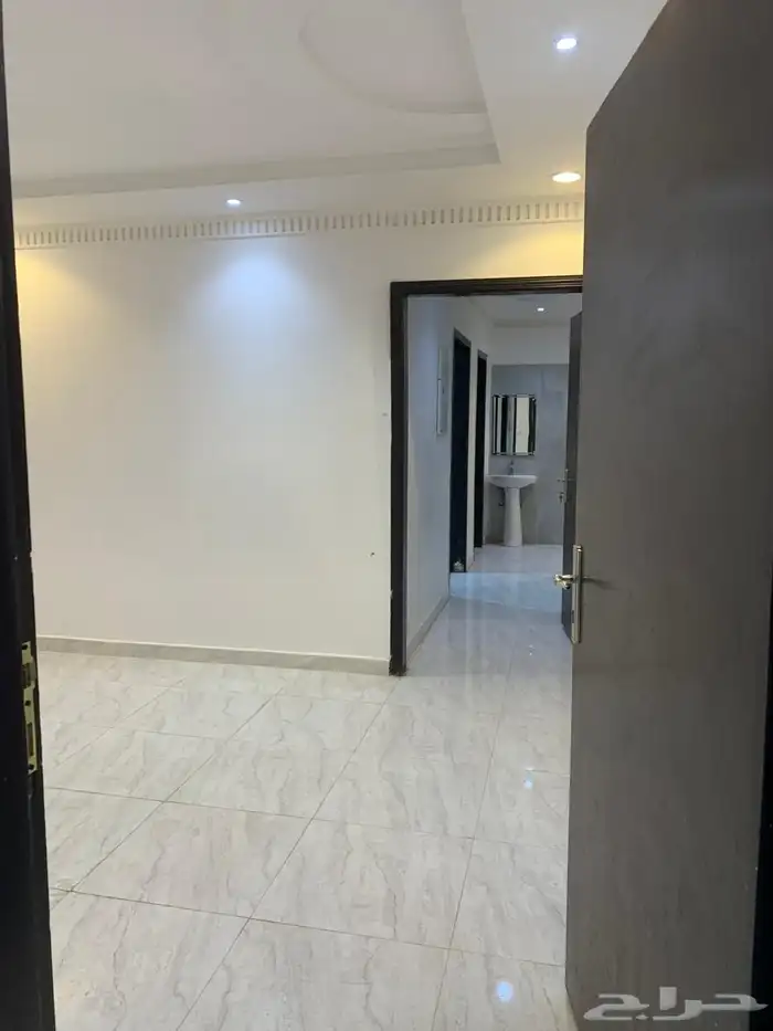 دور ارضي للإيجار في الدار البيضاء 6