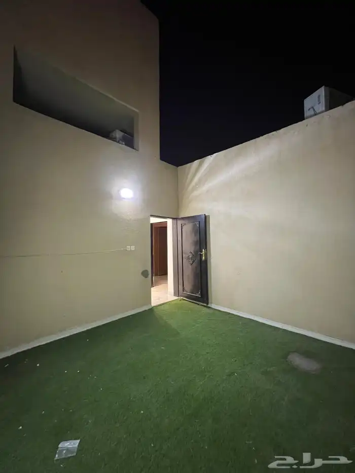 شقه بحي القادسيه 9