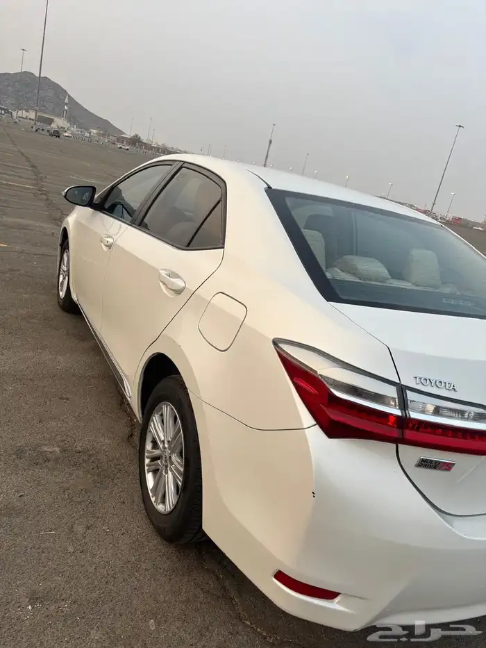 كورلا 2019 فتحه في السقف 0