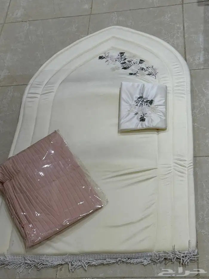 سجادة صلاة فاخرة 4