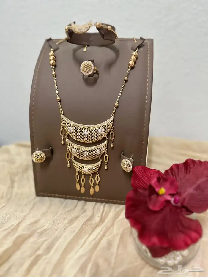 اكسسوارات بديل الذهب 0