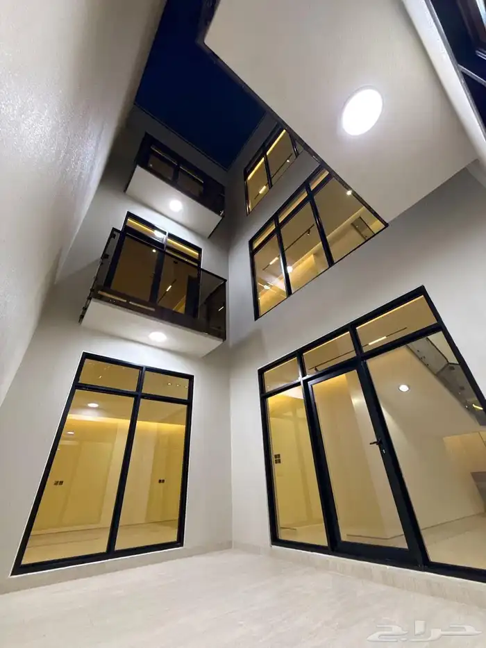 4 فلل للبيع اشرق المطار أقريب من شارع الجامعه والخدمات 13