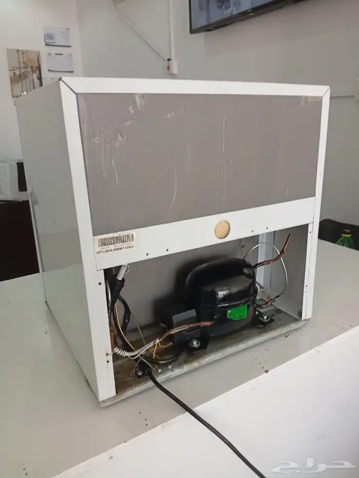 ثلاجه مكتب للبيع 2