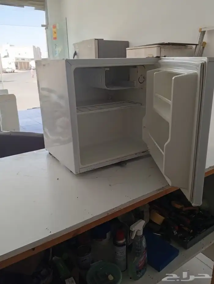 ثلاجه مكتب للبيع 1