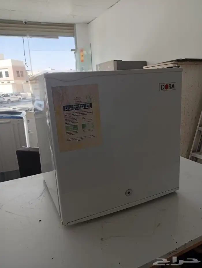 ثلاجه مكتب للبيع 0
