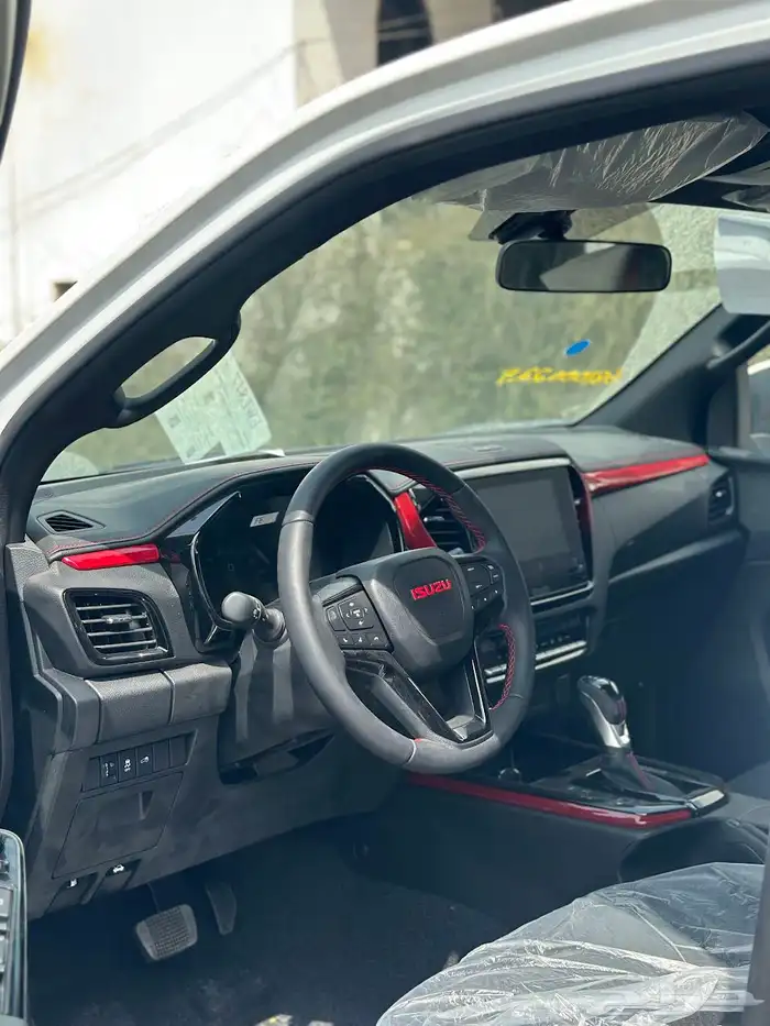 ايسوزو ديماكس GT - 2025 10