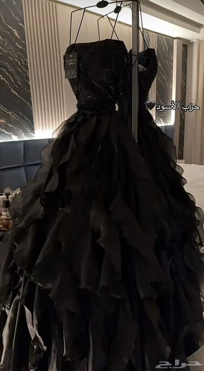 فستان سمول لبس اربع ساعات للبيع 0