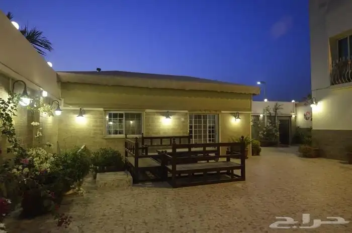 فيلا كبيرة للبيع مساحة 900م جدة (حي الأمير فواز الجنوبي) 4