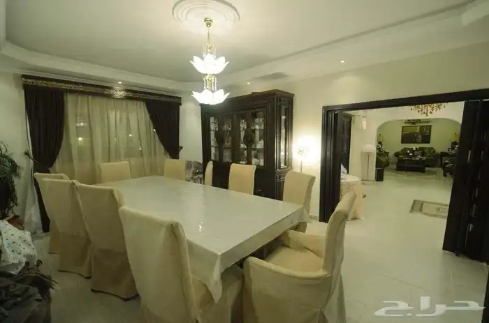 فيلا كبيرة للبيع مساحة 900م جدة (حي الأمير فواز الجنوبي) 9