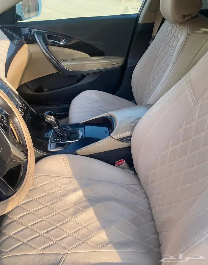 هيونداي أزيرا 212 4