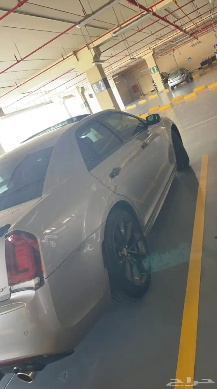 كرايزلر. 2014. 300c 4