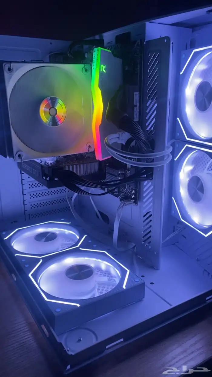 بي سي قيمنق للبيع 1