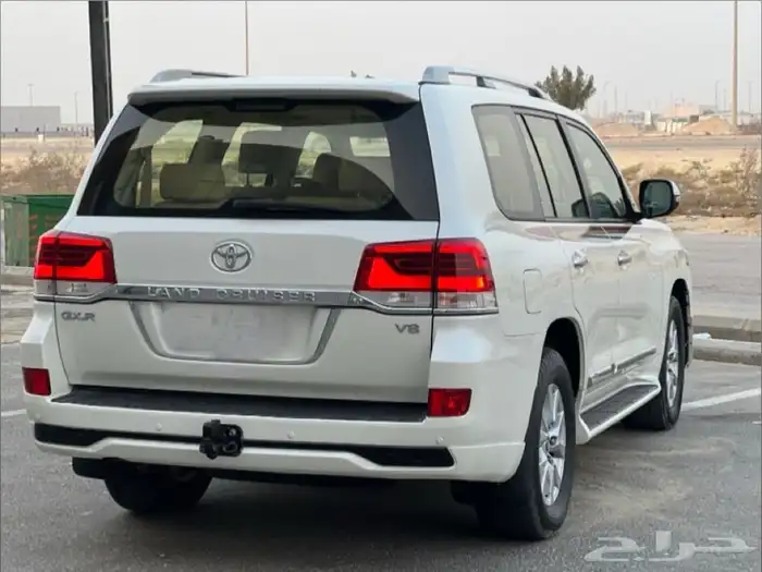 جيب لاندكروزر جكس ار مديل 2017 الممشى 288 4
