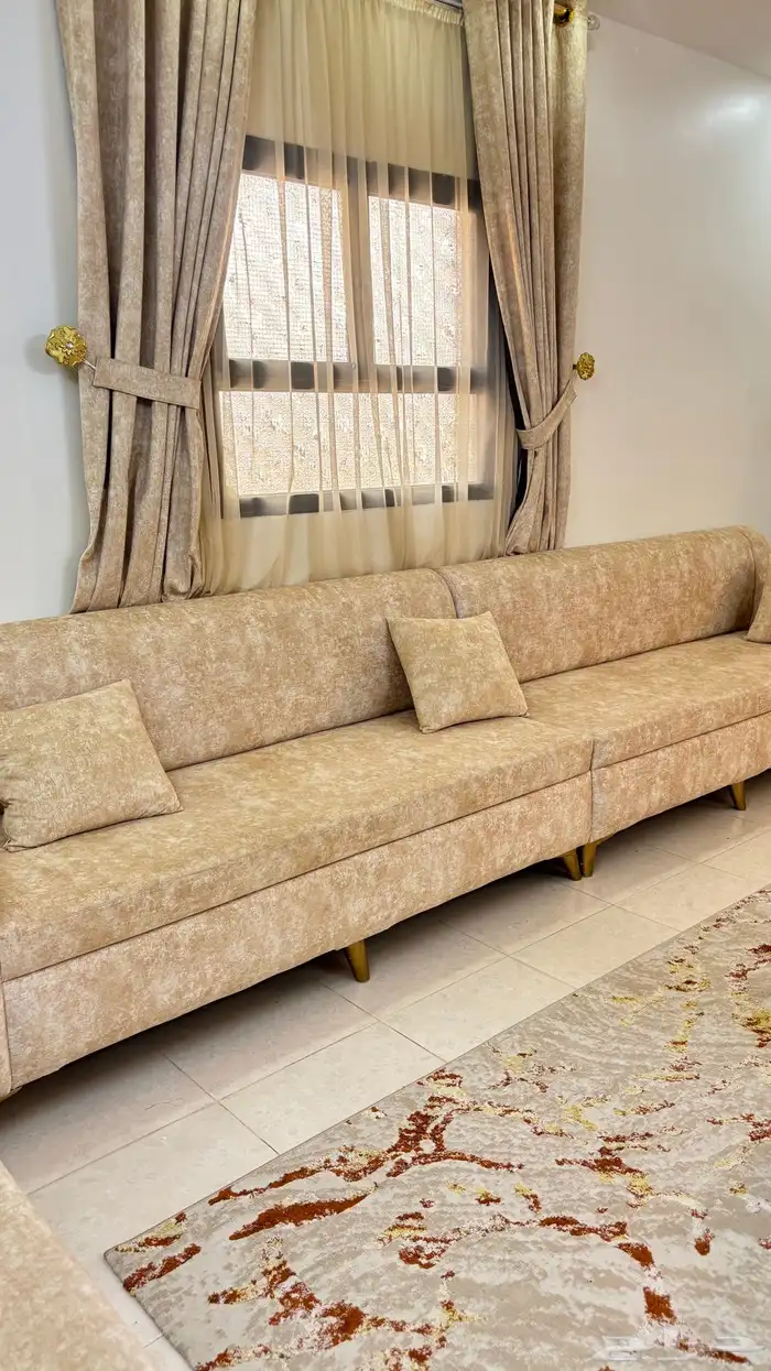 كنب مع ستاير للبيع 1